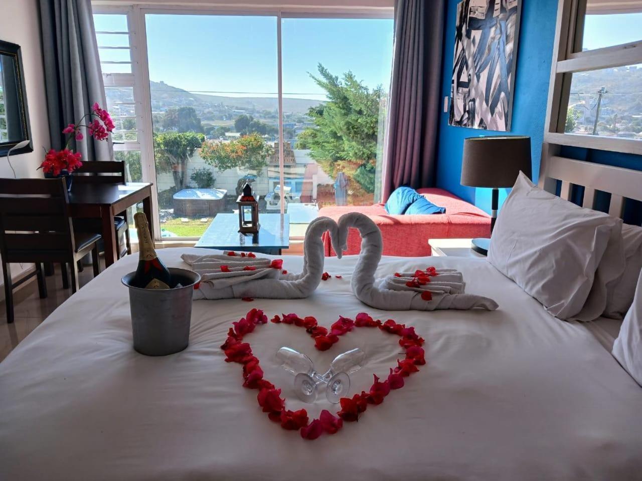 Saldanha Bay Lodge Bagian luar foto